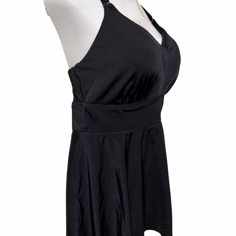 Torrid Wire-Free Racerback Tankini Black Size 2DD/F - Picture 3 of 7